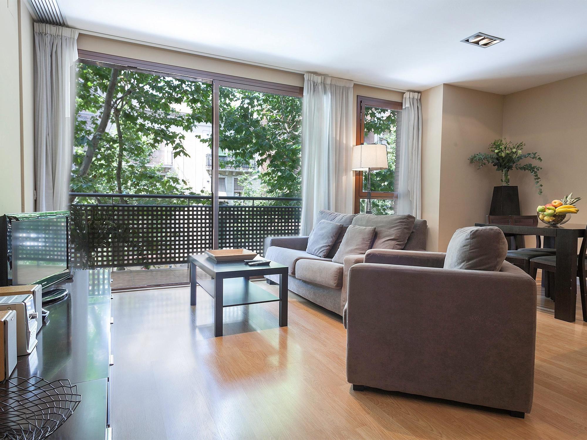 Short Stay Group Camp Nou Serviced Apartments Барселона Экстерьер фото