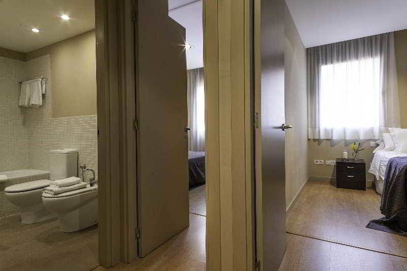 Short Stay Group Camp Nou Serviced Apartments Барселона Экстерьер фото