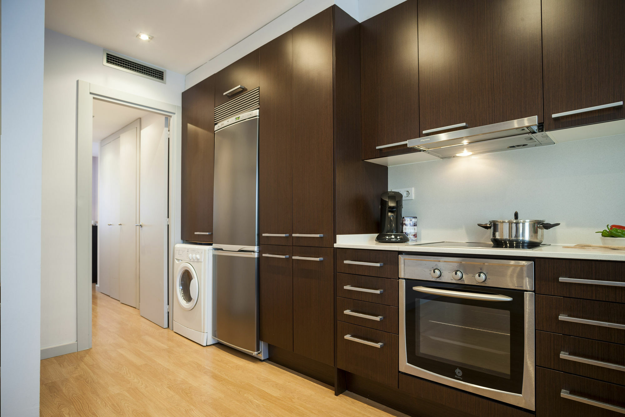 Short Stay Group Camp Nou Serviced Apartments Барселона Экстерьер фото