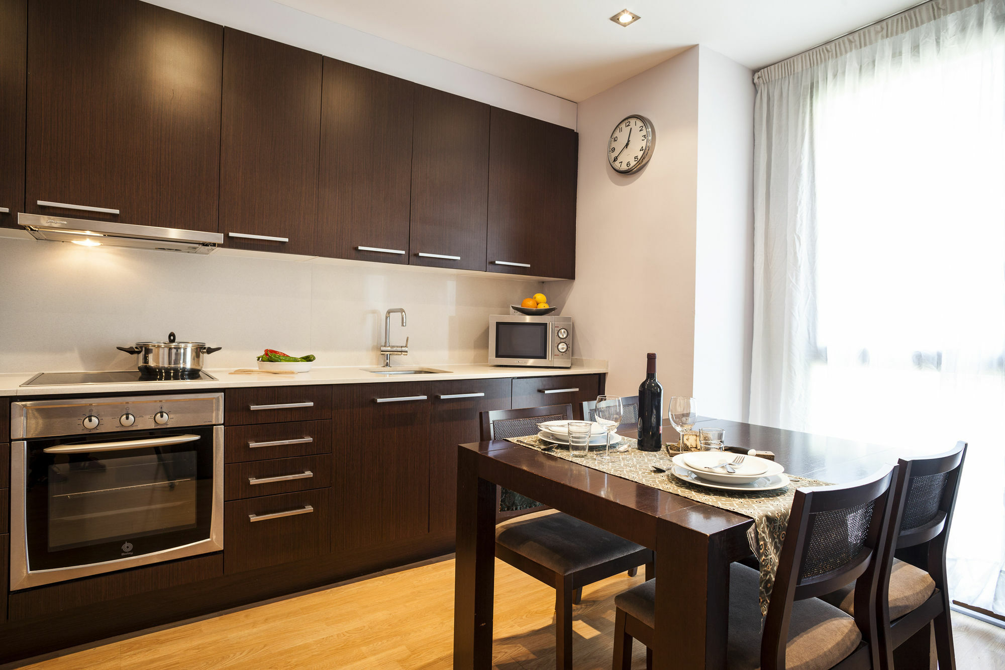 Short Stay Group Camp Nou Serviced Apartments Барселона Экстерьер фото